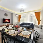 Ufak Street Apartment