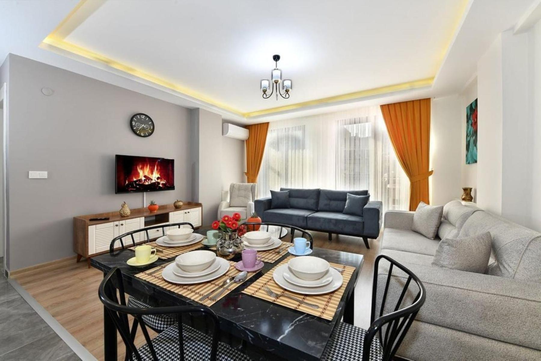 Ufak Street Apartment